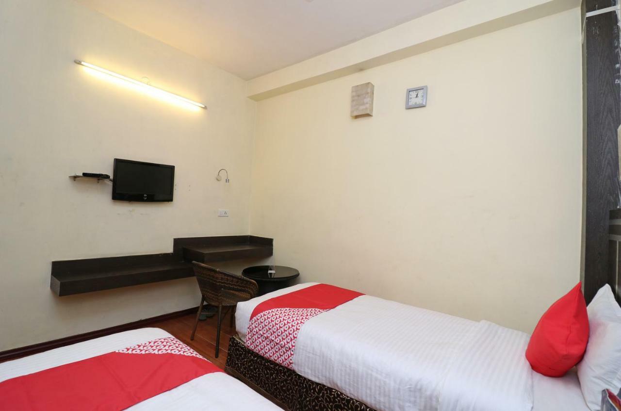 Oyo 22034 Hotel Kanisshk International Rourkela Exterior photo